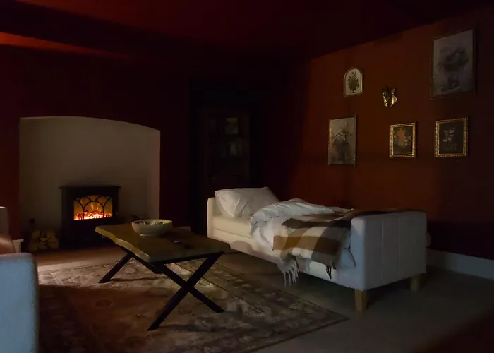 2 Bedroom Apartment - The Ruby